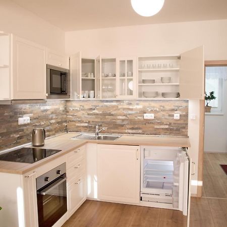 Mikulov Apartments - Apartman Radka Екстер'єр фото