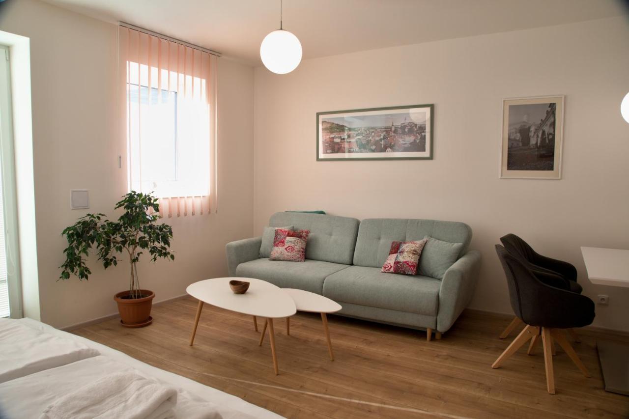 Mikulov Apartments - Apartman Radka Екстер'єр фото